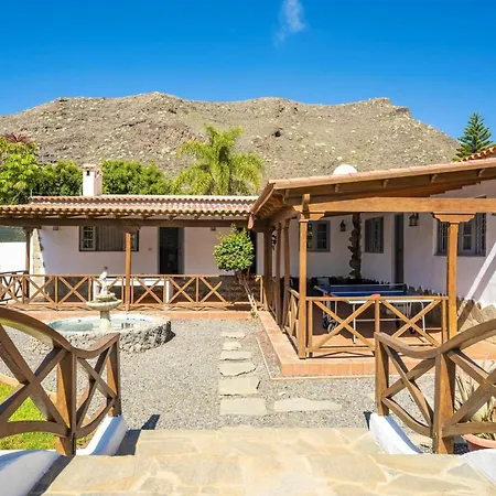 Colmena By ヴィラ *