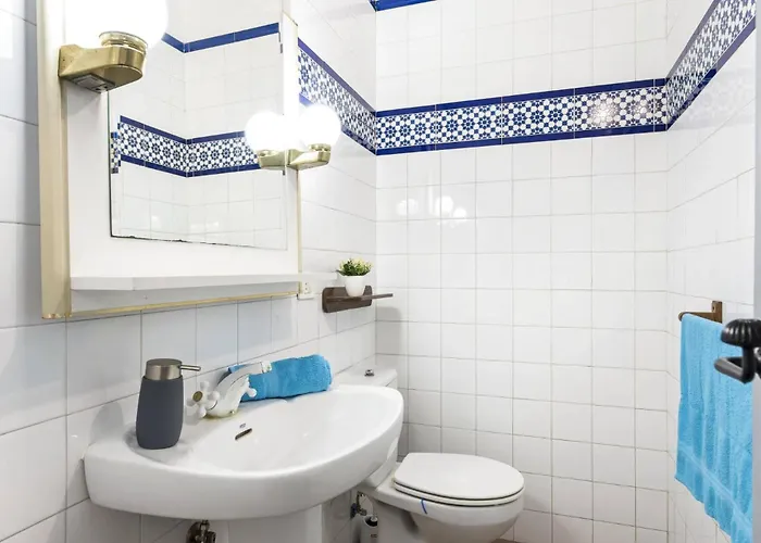 Colmena By ギア・デ・イソラ